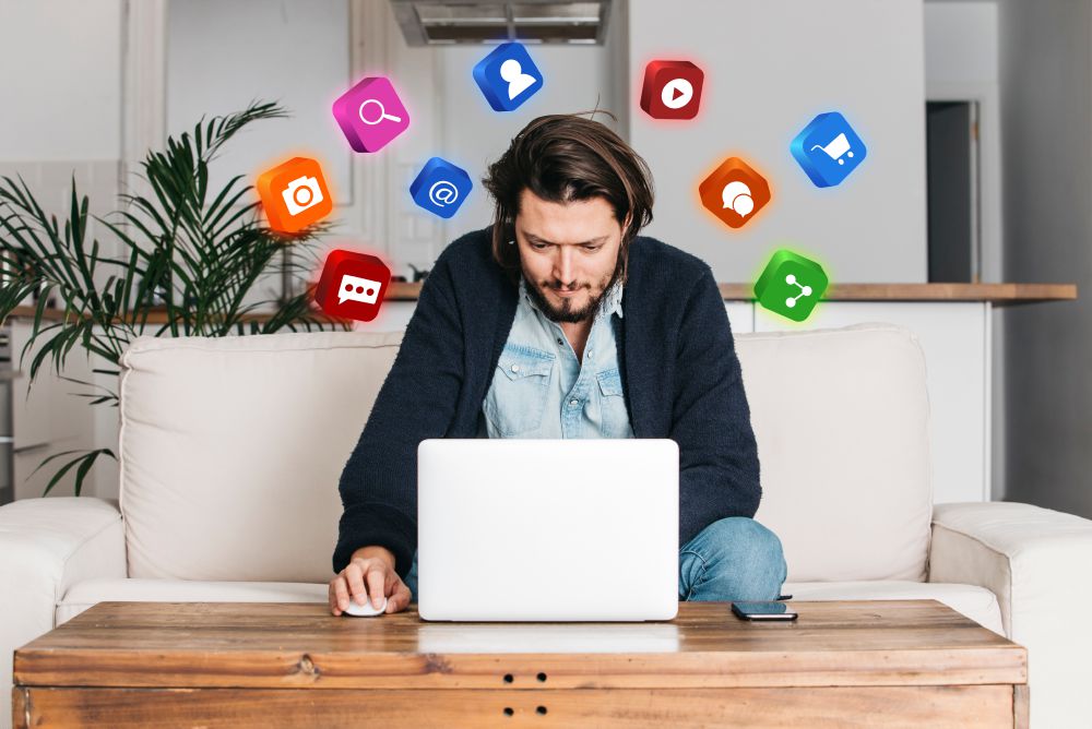 social-media-marketing-concept-marketing-with-applications (1) Attracting Organic Traffic